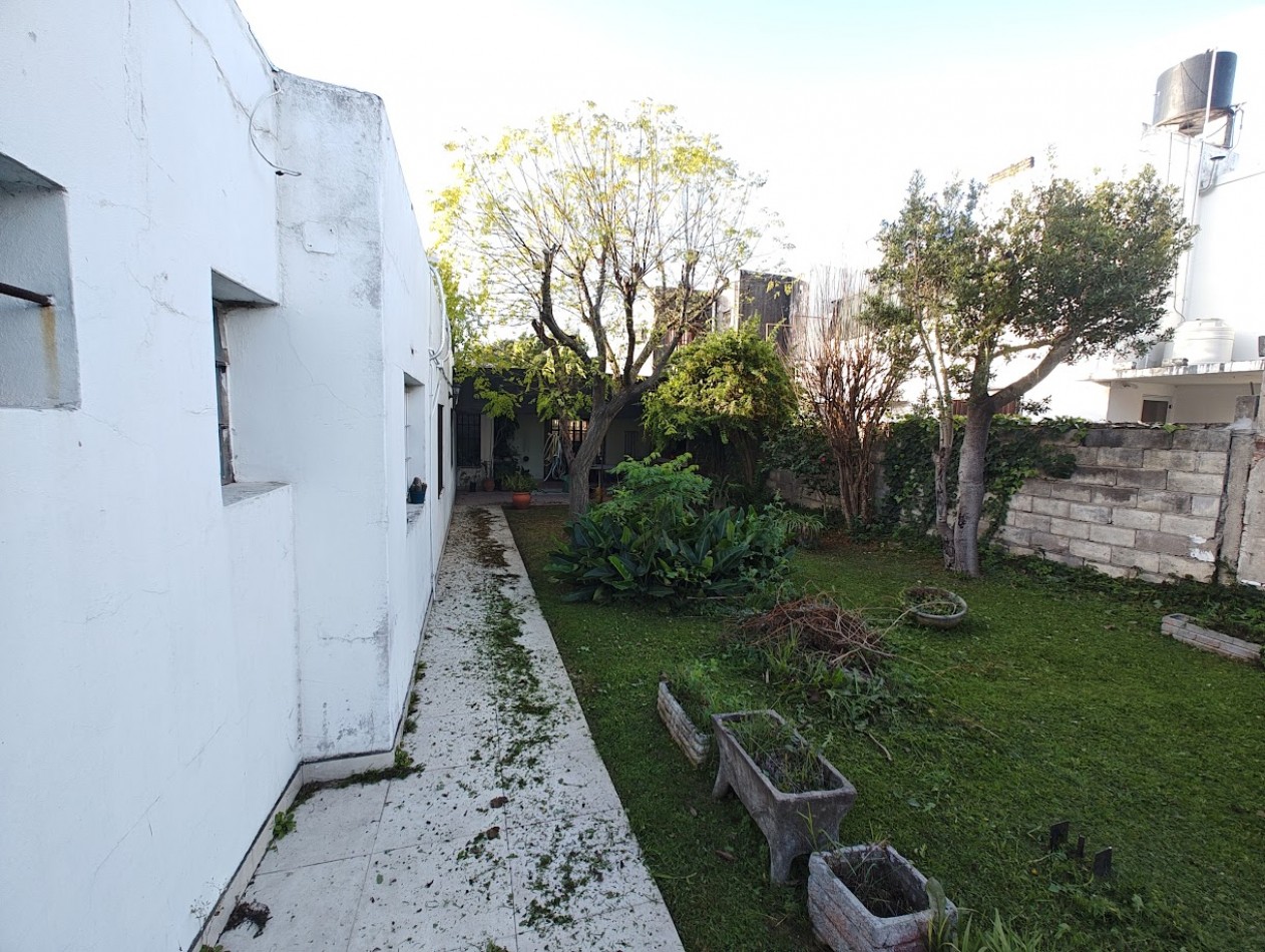 VENDO CASA EN CALLE MACIA 784