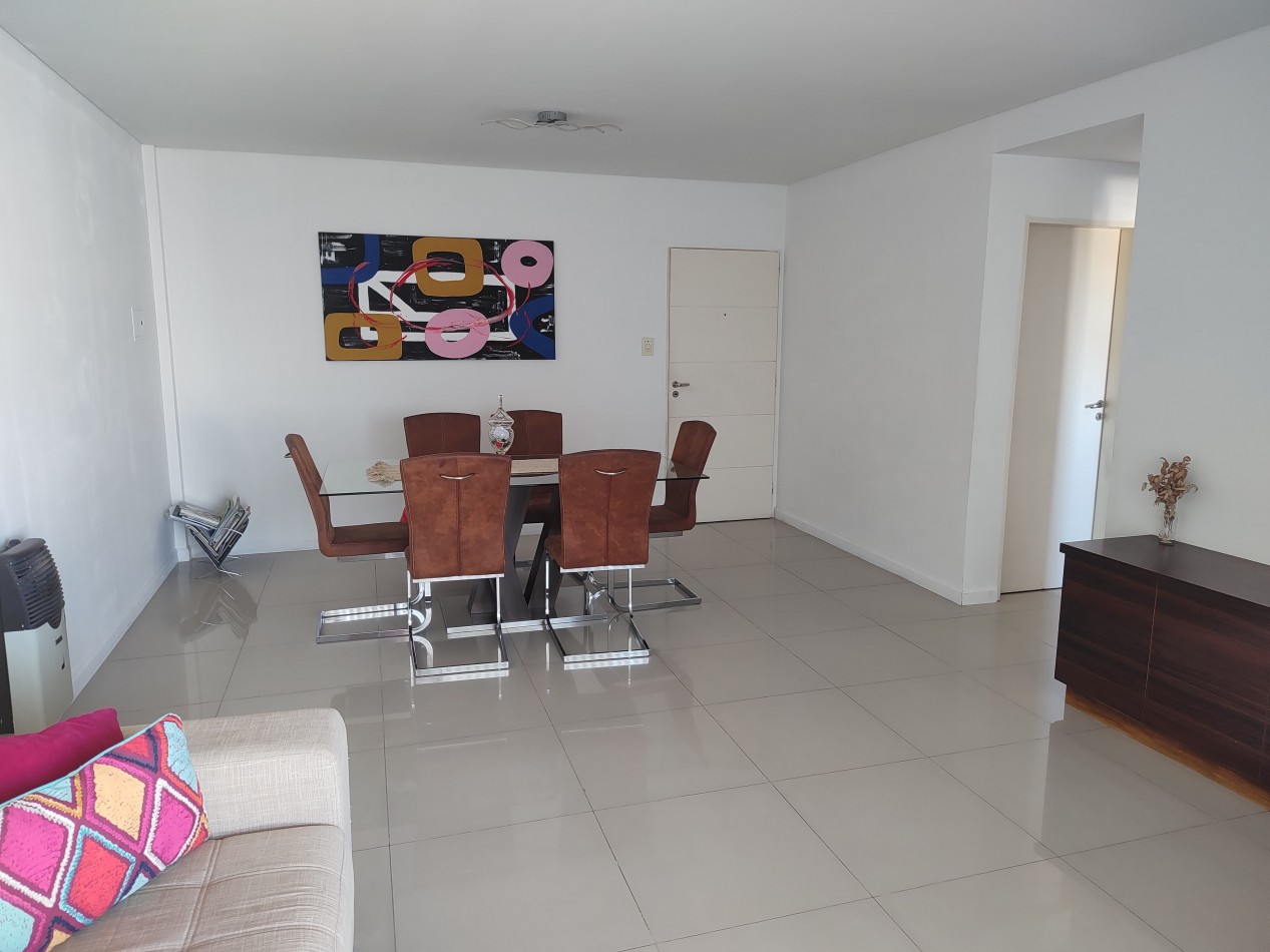 SEMIPISO EN VENTA EN CALLE ROSARIO DEL TALA Y SAN JUAN