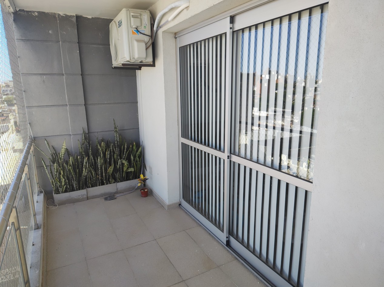 SEMIPISO EN VENTA EN CALLE ROSARIO DEL TALA Y SAN JUAN