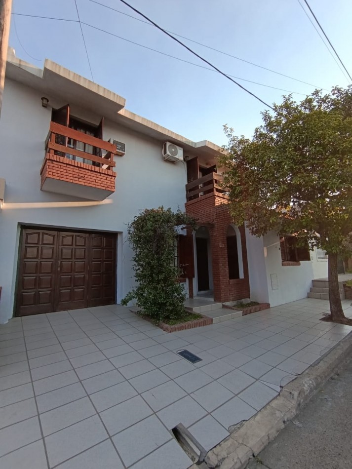 HERMOSA CASA - ZONA SANTA TERESITA - 