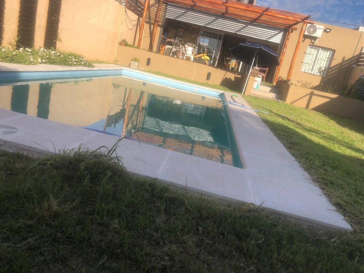 CASA A LA VENTA EN ZONA BAEZ Y AVENIDA EJERCITO