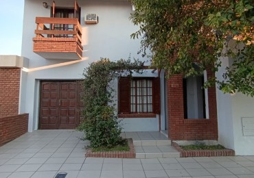 HERMOSA CASA - ZONA SANTA TERESITA - 