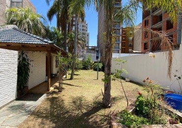 CASA A LA VENTA EN ZONA PARQUE 