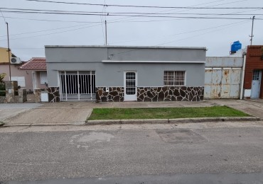 CASA A LA VENTA EN CALLE SALVARINI