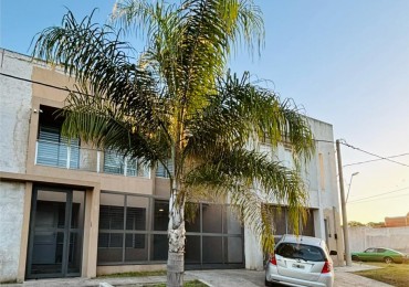  IMPORTANTE CASA A LA VENTA EN ZONA CAPUTO Y NEWBERY